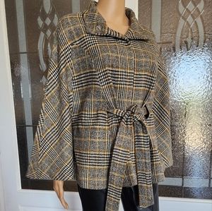 NEW YORK & COMPANY PONCHO/CAPE SZ Sm